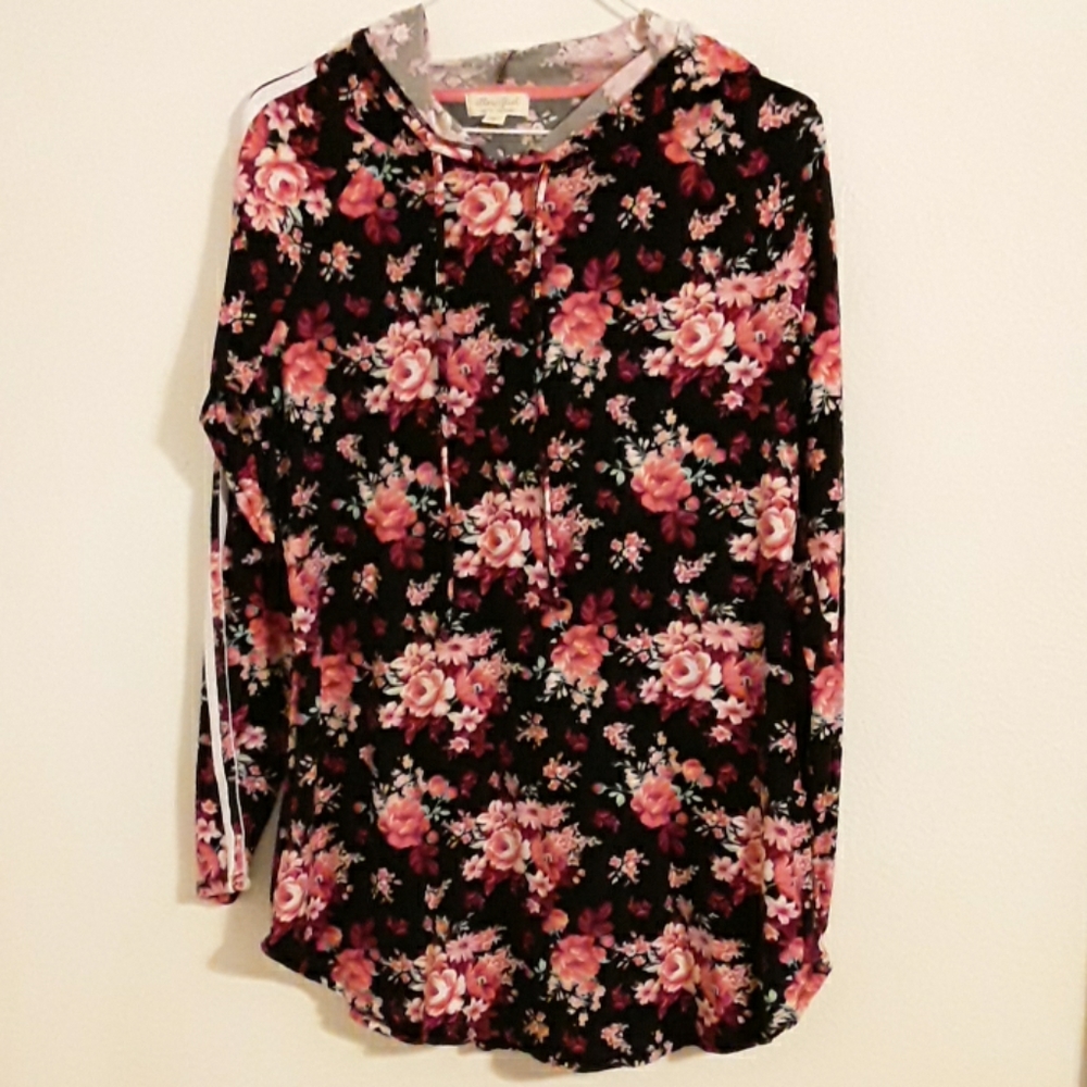 ♥️ 3/$12 Ultra Flirt top